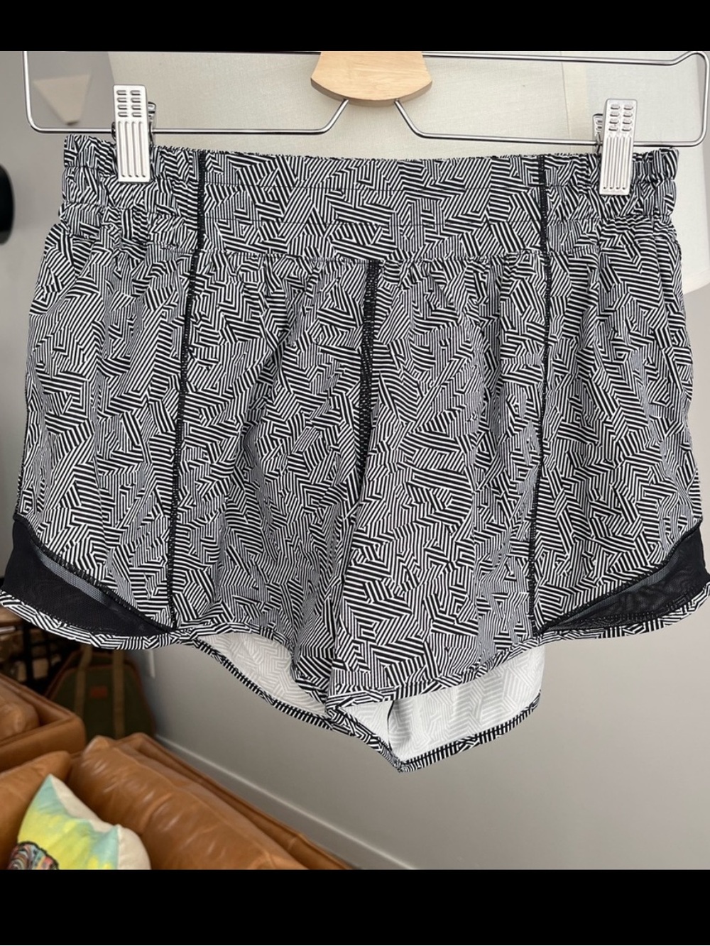 Lululemon Seawheeze Hotty Hot Short *Tall / Long